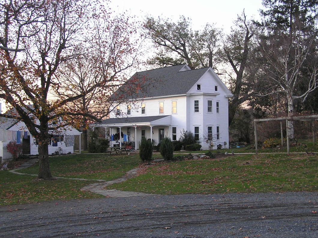 Amish Architecture Exhibits Worth Seeing