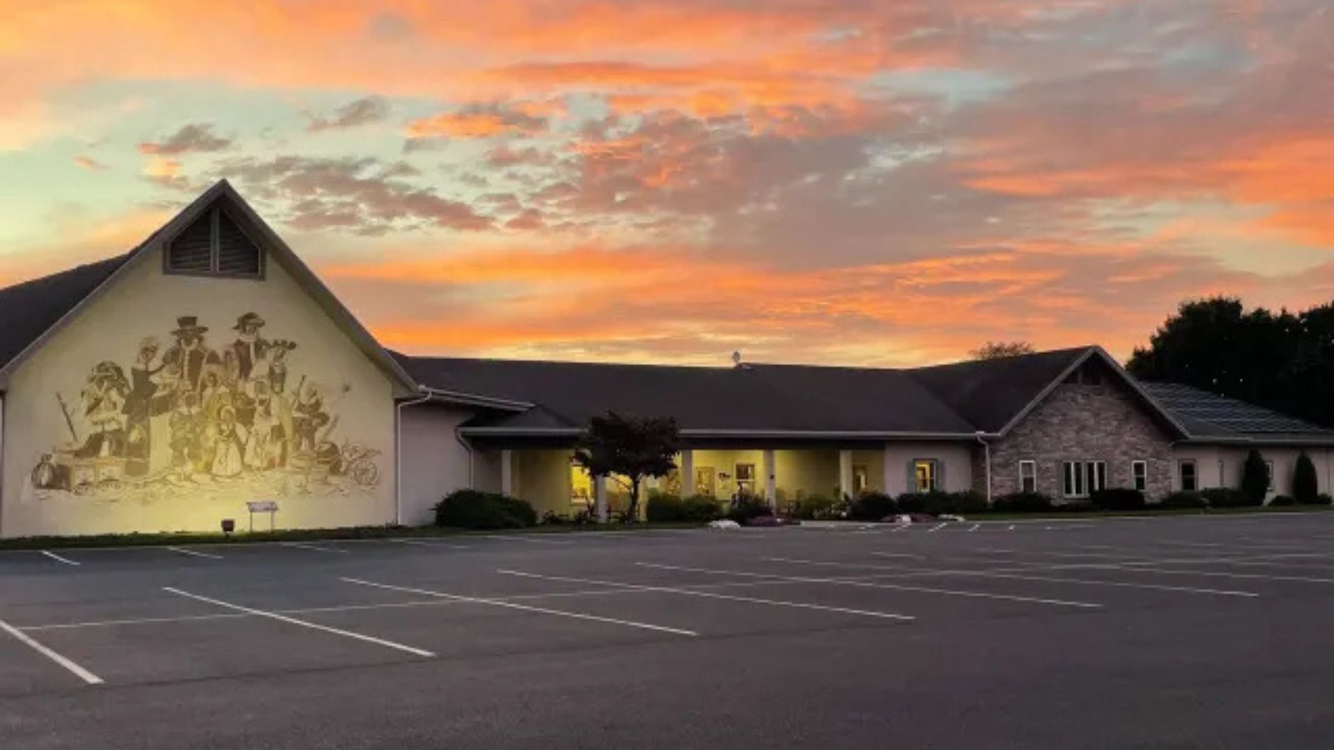 Best Amish History Museums